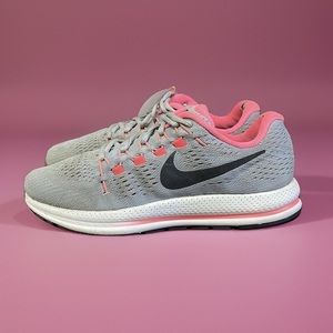 Nike Zoom Vomero 12 Women’s Running Shoes